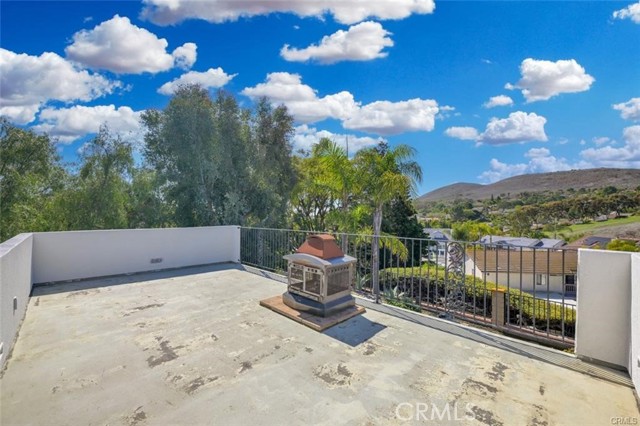 2911 Obrajero, San Clemente CA: https://media.crmls.org/medias/ef9c71d1-e4f6-4c77-a985-b85a9d757cbc.jpg