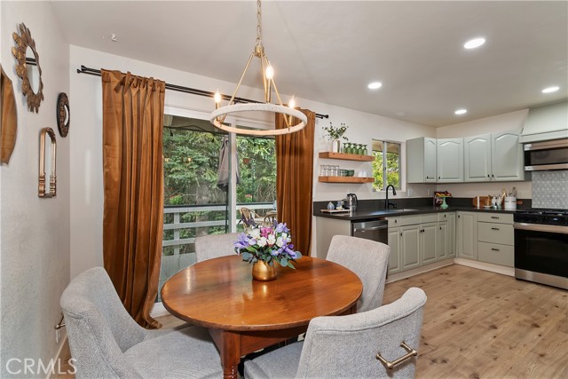 Detail Gallery Image 7 of 53 For 696 Rose, Twin Peaks,  CA 92391 - 4 Beds | 2 Baths