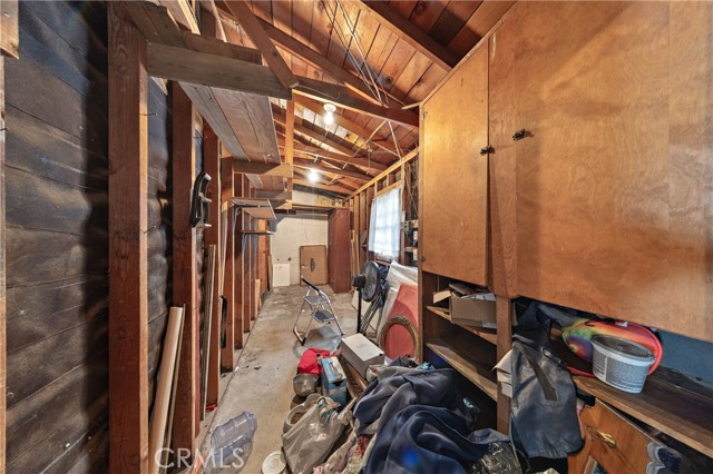 725 Michigan Avenue, Beaumont CA: https://media.crmls.org/medias/ef9e256f-6f99-4498-8e0b-fb056f783e5d.jpg