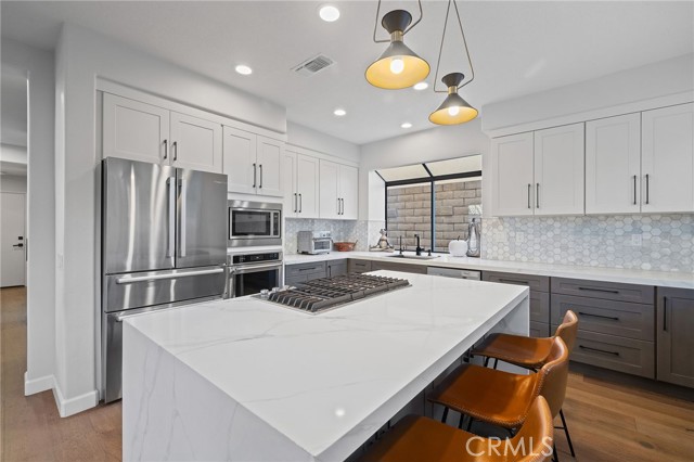 Detail Gallery Image 16 of 55 For 325 E Concord, Placentia,  CA 92870 - 5 Beds | 2/1 Baths