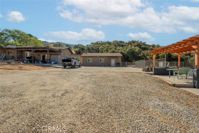 18414 Texas Canyon Road, Saugus CA: https://media.crmls.org/medias/efa0045f-04c2-4704-a720-9ee401532c68.jpg