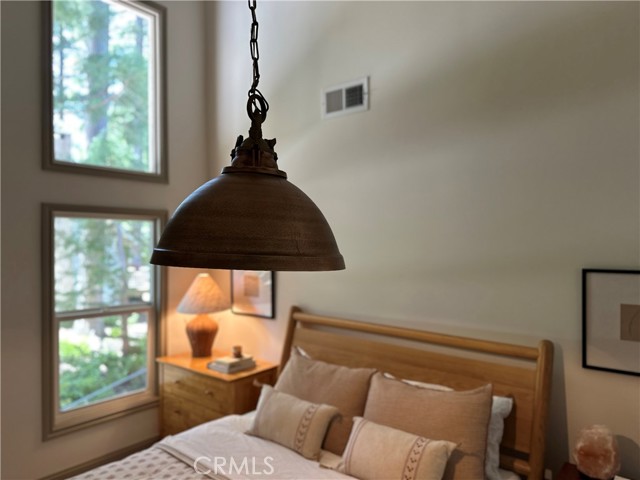 Detail Gallery Image 52 of 74 For 468 Sky View Ridge Dr, Lake Arrowhead,  CA 92352 - 3 Beds | 3/1 Baths