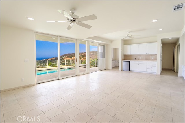 Detail Gallery Image 34 of 43 For 1284 Coronado Dr, Laguna Beach,  CA 92651 - 3 Beds | 2/1 Baths