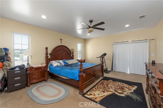 39600 Calle Gayube, Hemet CA: https://media.crmls.org/medias/efa225df-ddc0-4804-86b9-794642021457.jpg