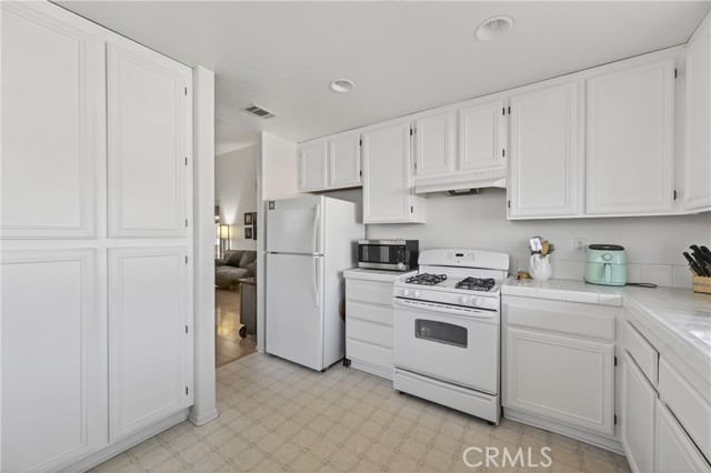 Detail Gallery Image 16 of 40 For 1066 Mill Iron Way, San Jacinto,  CA 92583 - 3 Beds | 2 Baths