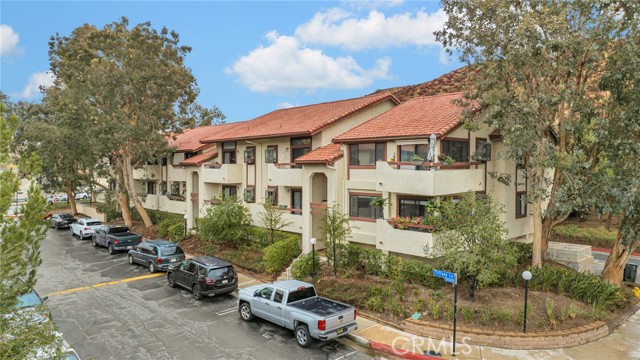 Detail Gallery Image 2 of 32 For 28010 Tiffany Ln #309,  Canyon Country,  CA 91387 - 2 Beds | 2 Baths