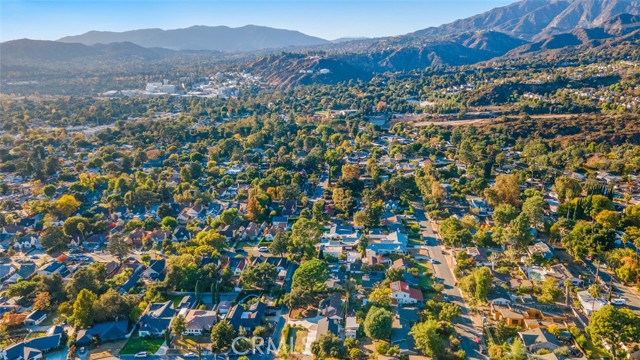 Detail Gallery Image 23 of 23 For 245 W Poppyfields Dr, Altadena,  CA 91001 - 2 Beds | 2 Baths