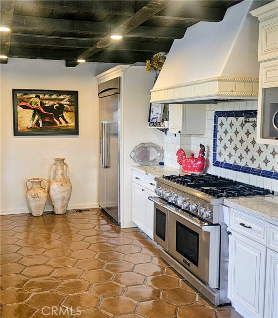 Detail Gallery Image 6 of 21 For 1005 W Roses, San Gabriel,  CA 91775 - 3 Beds | 2 Baths