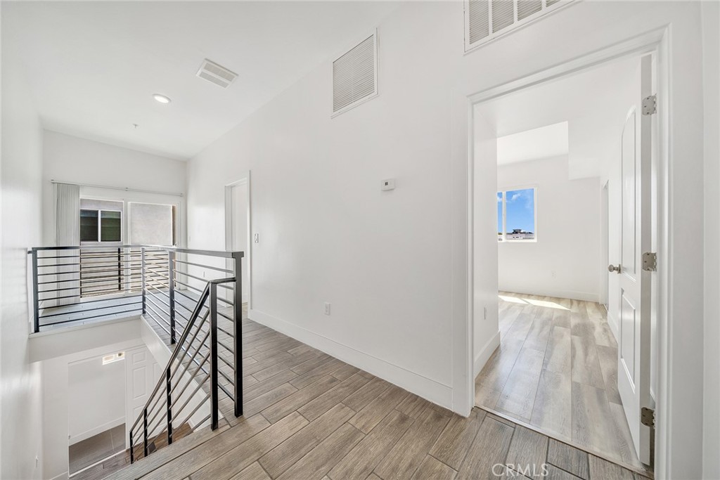 MLS #WS26185877 image #53