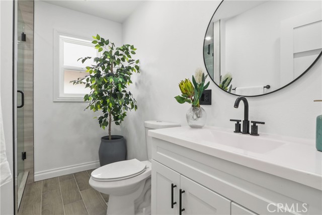 Detail Gallery Image 16 of 34 For 10082 Bonser, Garden Grove,  CA 92840 - 6 Beds | 3 Baths