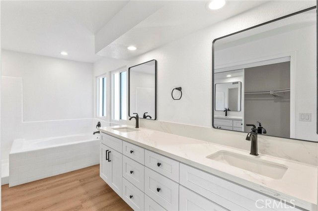 Image 36 of 51 For 40156 Starling Street