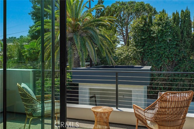 4219 Costello Avenue, Sherman Oaks CA: https://media.crmls.org/medias/efa91587-cba3-47d5-b16d-b35c28528612.jpg