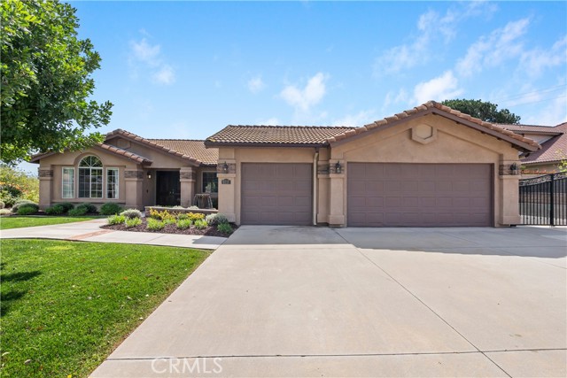 Detail Gallery Image 3 of 58 For 6717 Mission Grove Pkwy, Riverside,  CA 92506 - 4 Beds | 2 Baths