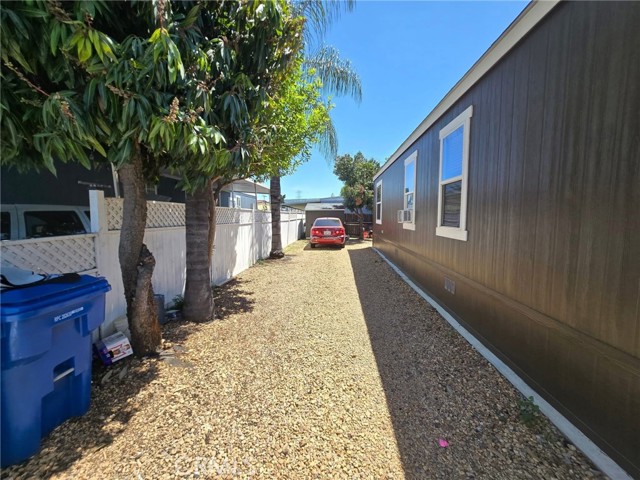Detail Gallery Image 3 of 30 For 12700 Elliot Ave #454,  El Monte,  CA 91732 - 3 Beds | 2 Baths