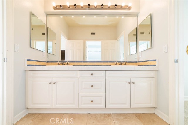 Detail Gallery Image 44 of 71 For 7 Camellia, Irvine,  CA 92620 - 5 Beds | 4/1 Baths