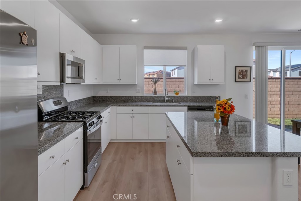 MLS #PW25247398 image #25