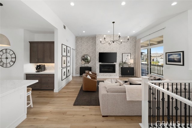Detail Gallery Image 4 of 69 For 4008 Hillside Dr, San Luis Obispo,  CA 93401 - 4 Beds | 3/1 Baths