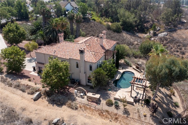 Detail Gallery Image 6 of 72 For 7007 Golden Vale Dr, Riverside,  CA 92506 - 4 Beds | 4/1 Baths