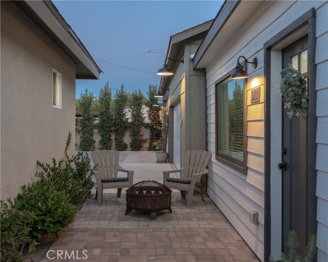 Detail Gallery Image 24 of 33 For 2289 Stearnlee Ave, Long Beach,  CA 90815 - 3 Beds | 3 Baths