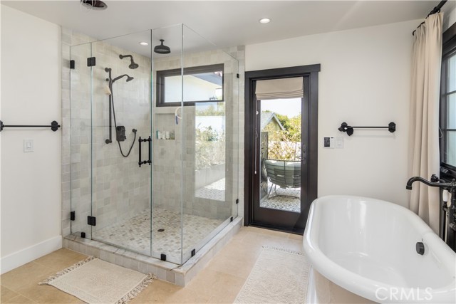 Detail Gallery Image 26 of 48 For 640 Raymond, Santa Monica,  CA 90405 - 4 Beds | 3 Baths