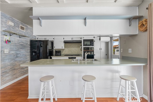 Detail Gallery Image 14 of 64 For 15900 Napa, North Hills,  CA 91343 - 4 Beds | 2 Baths