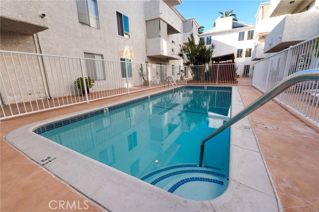 Detail Gallery Image 27 of 27 For 1422 Rock Glen #309,  Glendale,  CA 91205 - 2 Beds | 2 Baths