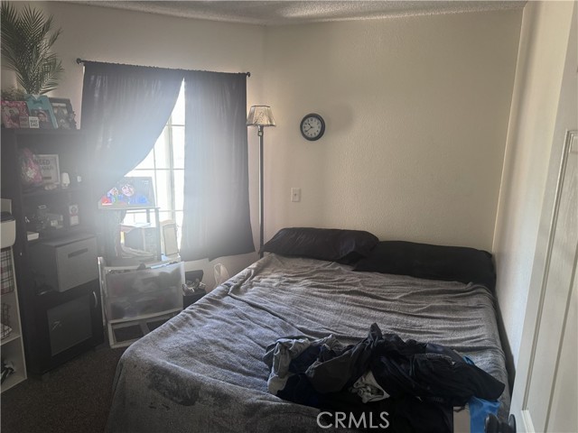 Detail Gallery Image 7 of 11 For 13230 Brant, Victorville,  CA 92392 - 4 Beds | 2 Baths