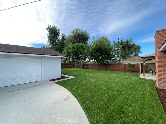 926 W. Valencia Mesa Drive, Fullerton CA: https://media.crmls.org/medias/efb05d2d-9709-4537-a661-2e589b55e06e.jpg