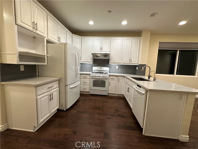 Detail Gallery Image 6 of 28 For 1740 Pierce, Placentia,  CA 92870 - 3 Beds | 2/1 Baths