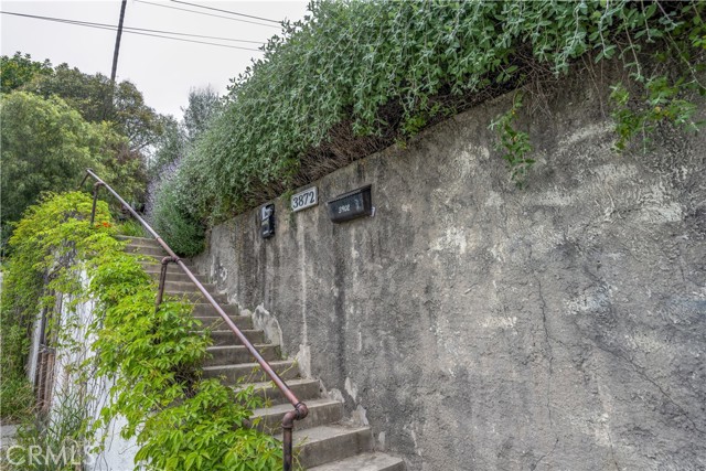 3900 Berenice Place, Los Angeles, California 90031, 4 Bedrooms Bedrooms, ,2 BathroomsBathrooms,Single Family Residence,For Sale,Berenice,BB24080084