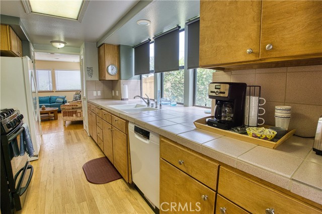 978 Balboa Street, Morro Bay CA: https://media.crmls.org/medias/efb283a9-2b0a-44da-b1c1-216224363985.jpg