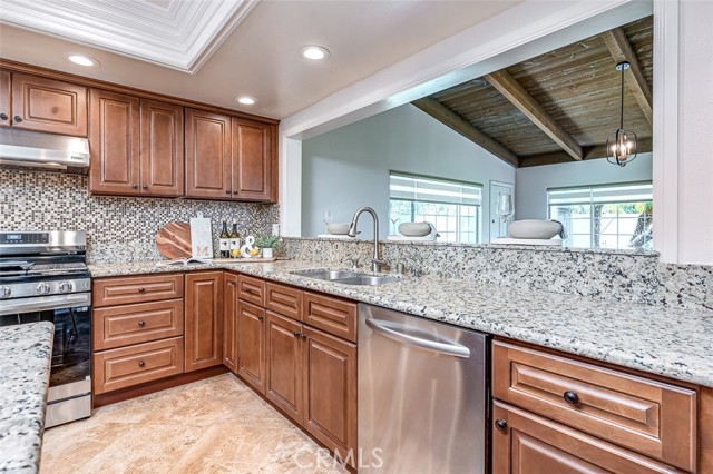756 N Malden Avenue, Fullerton CA: https://media.crmls.org/medias/efb30f2f-c5a1-4d23-93a2-e4bb3a344237.jpg