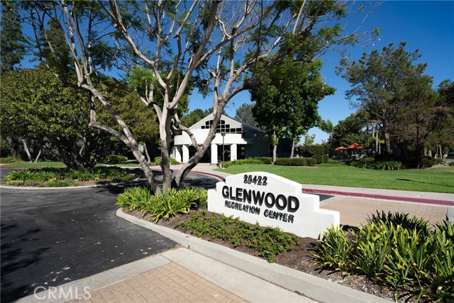 5 Elmbrook, Aliso Viejo CA: https://media.crmls.org/medias/efb31d32-cef2-4c51-9110-8b20cb30ec54.jpg