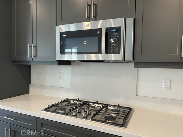 Detail Gallery Image 9 of 34 For 2595 E Pheasant Way, Ontario,  CA 91761 - 4 Beds | 4 Baths