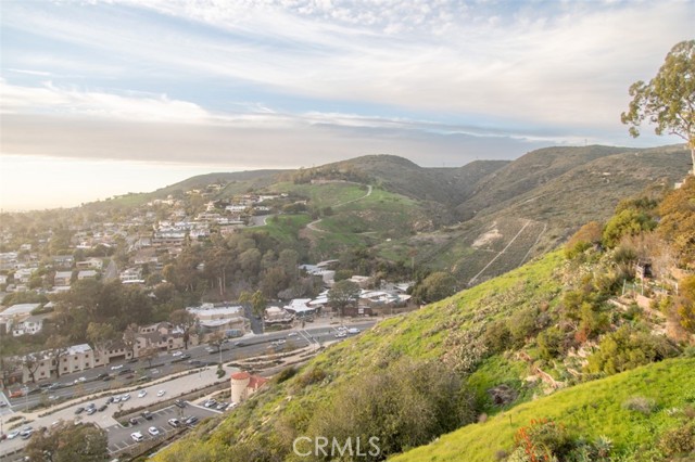 Detail Gallery Image 36 of 45 For 648 Mystic Vw, Laguna Beach,  CA 92651 - 5 Beds | 3/2 Baths