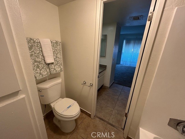 https://media.crmls.org/medias/efb4d15b-f47d-4e1a-a93f-0e20b5f6191e.jpg?preset=X-Large
