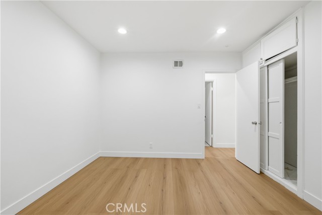 Detail Gallery Image 14 of 26 For 7112 Teesdale, North Hollywood,  CA 91605 - 3 Beds | 2 Baths