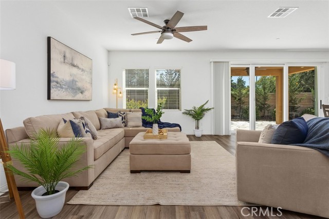 2569 Pasture Glen, Escondido CA: https://media.crmls.org/medias/efb62cbe-8a0b-4331-841d-6ed6e6df9e5c.jpg