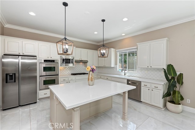 Detail Gallery Image 22 of 75 For 8851 Soothing Ct, Corona,  CA 92883 - 4 Beds | 3 Baths