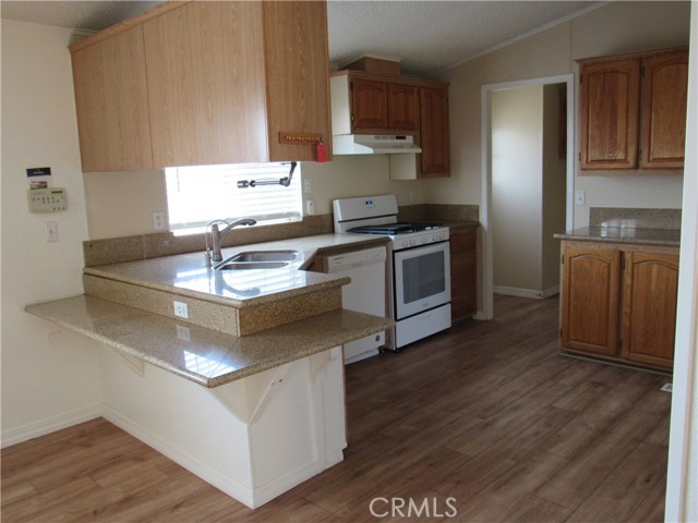 Image 18 of 39 For 25795 Leon Road