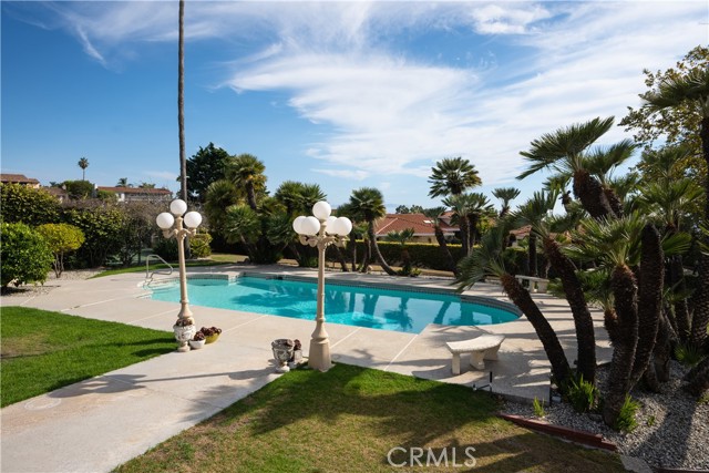 Detail Gallery Image 26 of 75 For 984 La Cresta Pl, Palos Verdes Estates,  CA 90274 - 6 Beds | 4 Baths