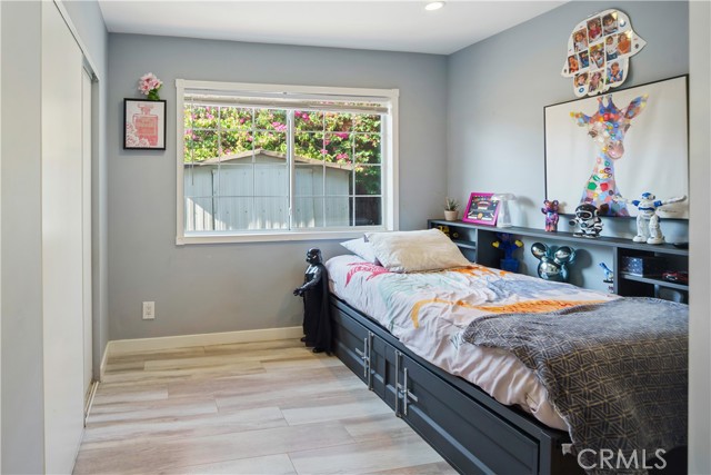 Detail Gallery Image 23 of 48 For 6916 Claire Ave, Reseda,  CA 91335 - 4 Beds | 3 Baths