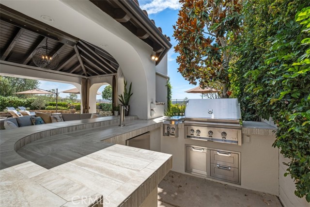 15 Long View Road, Coto de Caza CA: https://media.crmls.org/medias/efb81221-af54-4c68-87ad-71ea10b9bee2.jpg