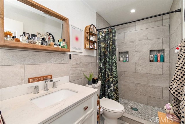 Detail Gallery Image 12 of 26 For 12113 Beverly Bld a,  Whittier,  CA 90601 - 3 Beds | 2 Baths