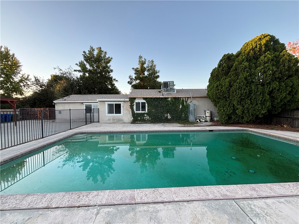 MLS #OC25250507 image #24