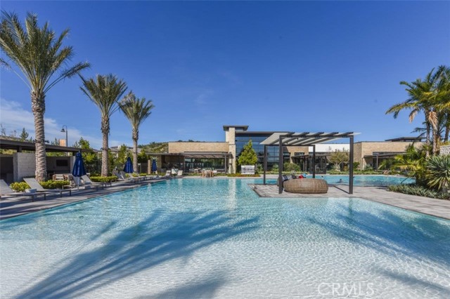 Detail Gallery Image 19 of 24 For 52 Kite, Irvine,  CA 92618 - 6 Beds | 6/1 Baths