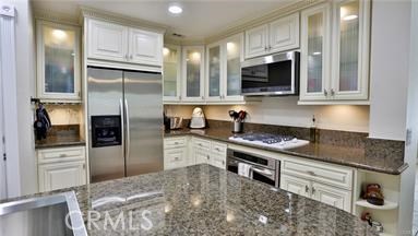 MLS# OC23090964