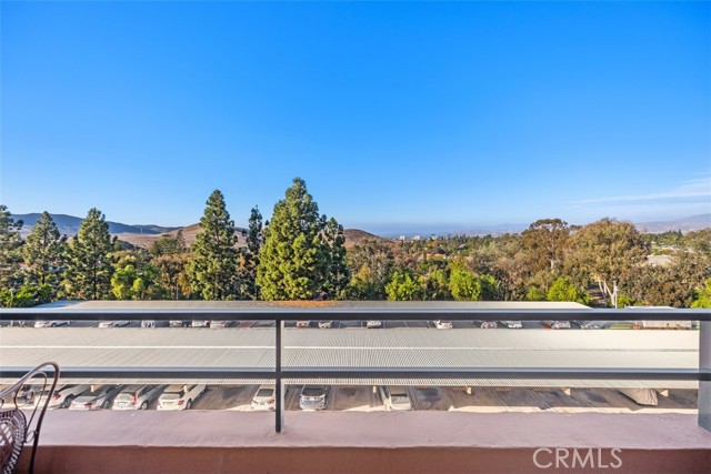 Detail Gallery Image 31 of 32 For 24055 Paseo Del Lago #303,  Laguna Woods,  CA 92637 - 2 Beds | 2 Baths