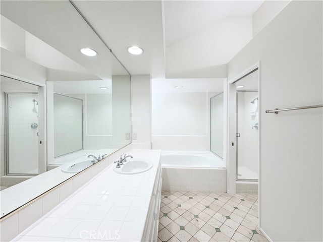 Detail Gallery Image 13 of 24 For 24664 Vista Cerritos, Calabasas,  CA 91302 - 3 Beds | 2/1 Baths