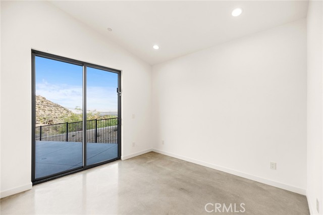 6218 Farrelo Road, Yucca Valley CA: https://media.crmls.org/medias/efbde6ee-cf67-44f3-ae1b-352315126a12.jpg